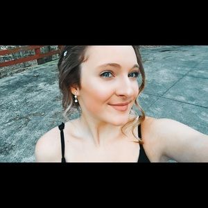 Meet your Posher, Aleesa